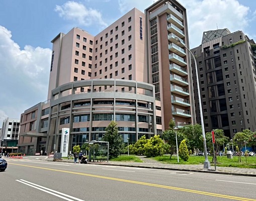 烏日高鐵特區精銳潮2房改1房+1平車位 - Image 3