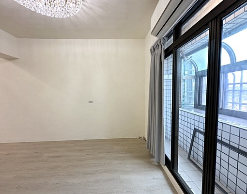 可租補6分鐘到園區!老屋翻新電梯三房家具電器全附平面汽車車位 - Image 2