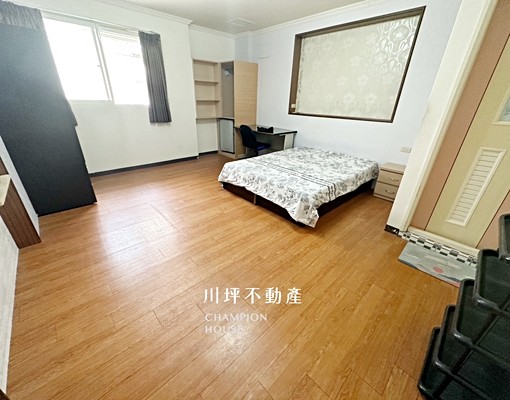 歐富承辦🏅小資美屋☎走路逢甲新光☎獨洗凸窗☎採光水水 - Image 1