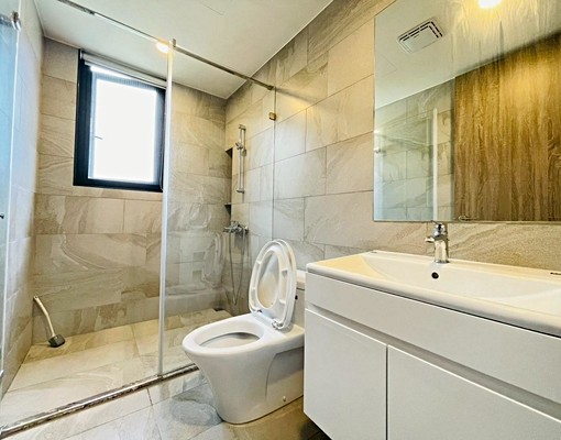 水湳經貿三房附平面車位|可租補 - Image 5