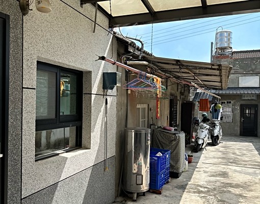 普道院水資源公園旁.生活機能佳.門口有固丟車位可停 - Image 2