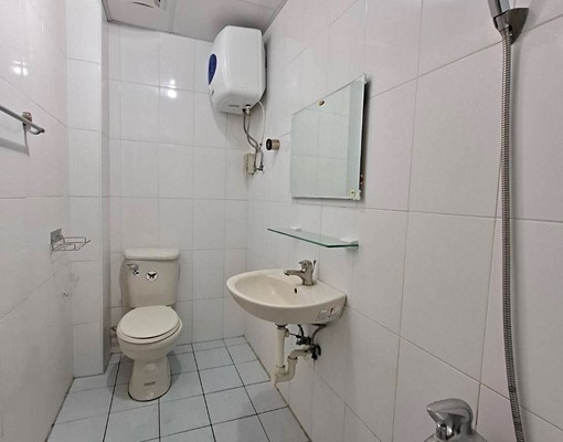 (已租出)三民路62巷90-11號8坪套房 - Image 5