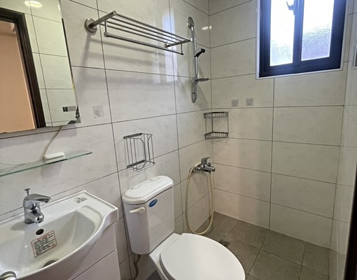 仁德街套房出租【家俱齊全6500】 - Image 3