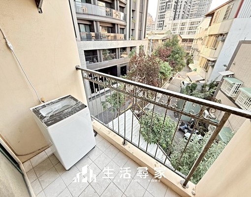 近新光遠百💖雙面採光有電梯✨可租補✨陽台獨洗✨衛浴開窗❗️ - Image 5