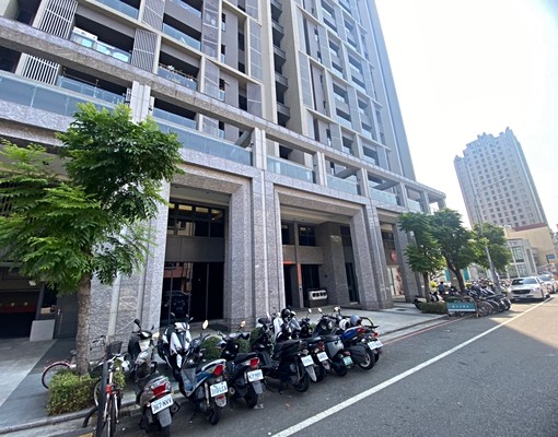 大買家大明路康橋/高級裝潢精美二房休旅車位/可寵採光良好 - Image 15