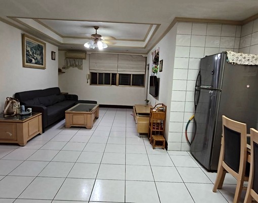 仲介勿擾！！！兩房、兩廳、一衛、一廚、一陽台！ - Image 1