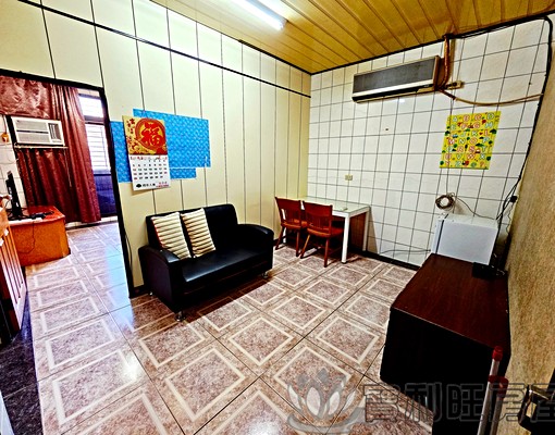 昌平路正忠排骨飯旁1+1房 - Image 2