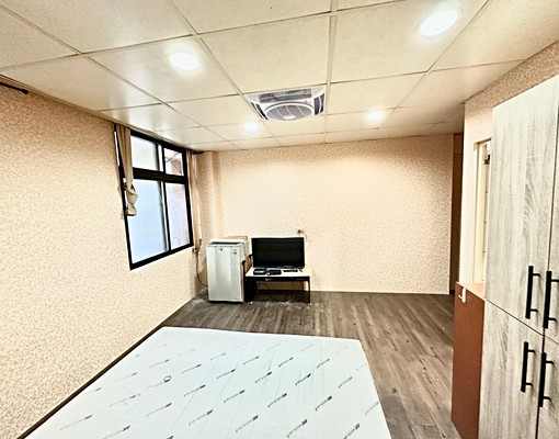 府中低樓層對外窗有垃圾處理可租補 - Image 3