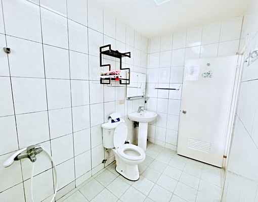 🏡✨【清大生活圈|忠孝路整層27坪大陽台超大套房】✨🏡 - Image 12