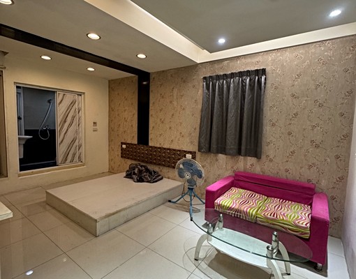 健行商圈/中壢後火車/獨洗陽台/大套房/租補 - Image 2