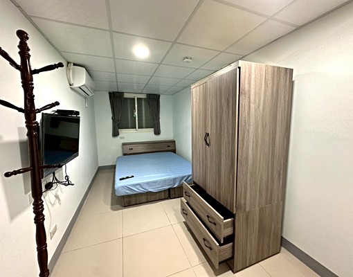 徐匯中學/正兩房格局方正/採光通風乾濕分離/家具齊全/機能佳 - Image 5
