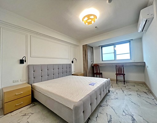 龍華國中4房租26000車位可另租 - Image 1