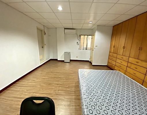 近文化中心高師大中東街獨洗全新變頻冷氣套房 - Image 1