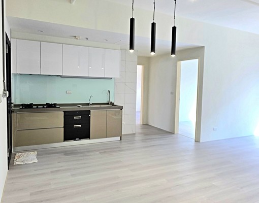 邊間大坪數正三房|B1平車|附家電|家具可談👌 - Image 3