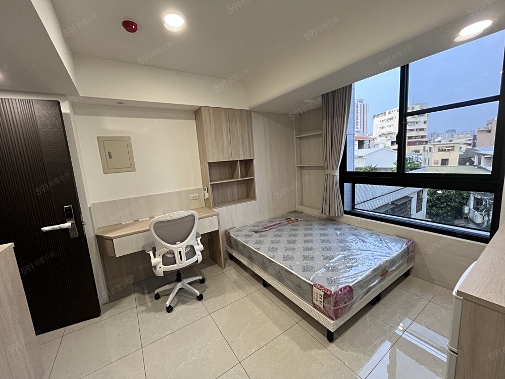 特大開窗,採光無敵,觀景雙橡園,仰望星空