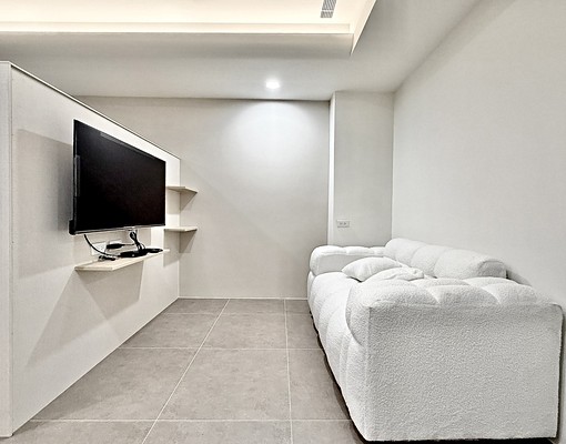 西屯可寵💙白色奶油🤍職業友善✅可租補/報稅🔥台電✨陽台 - Image 2