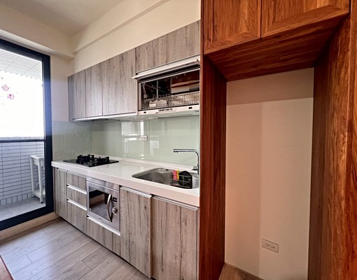 霧峰德維街~電梯大樓~可租補 - Image 5