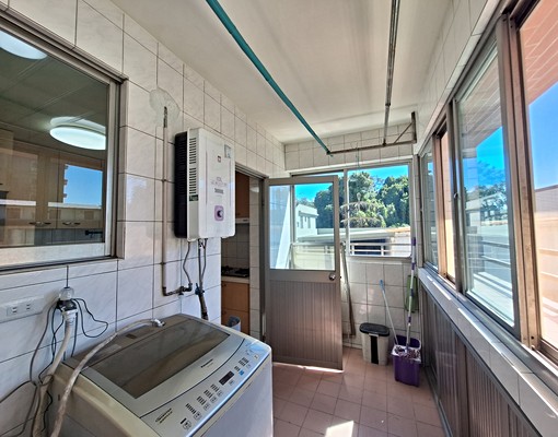 【星鴻社宅】淡水靜巷大4房雙衛電梯華廈(報稅入籍租金補貼) - Image 5