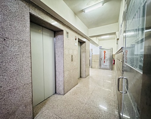 誠租)近未來G05、後站商圈┃電梯大套房┃天然瓦斯 - Image 8