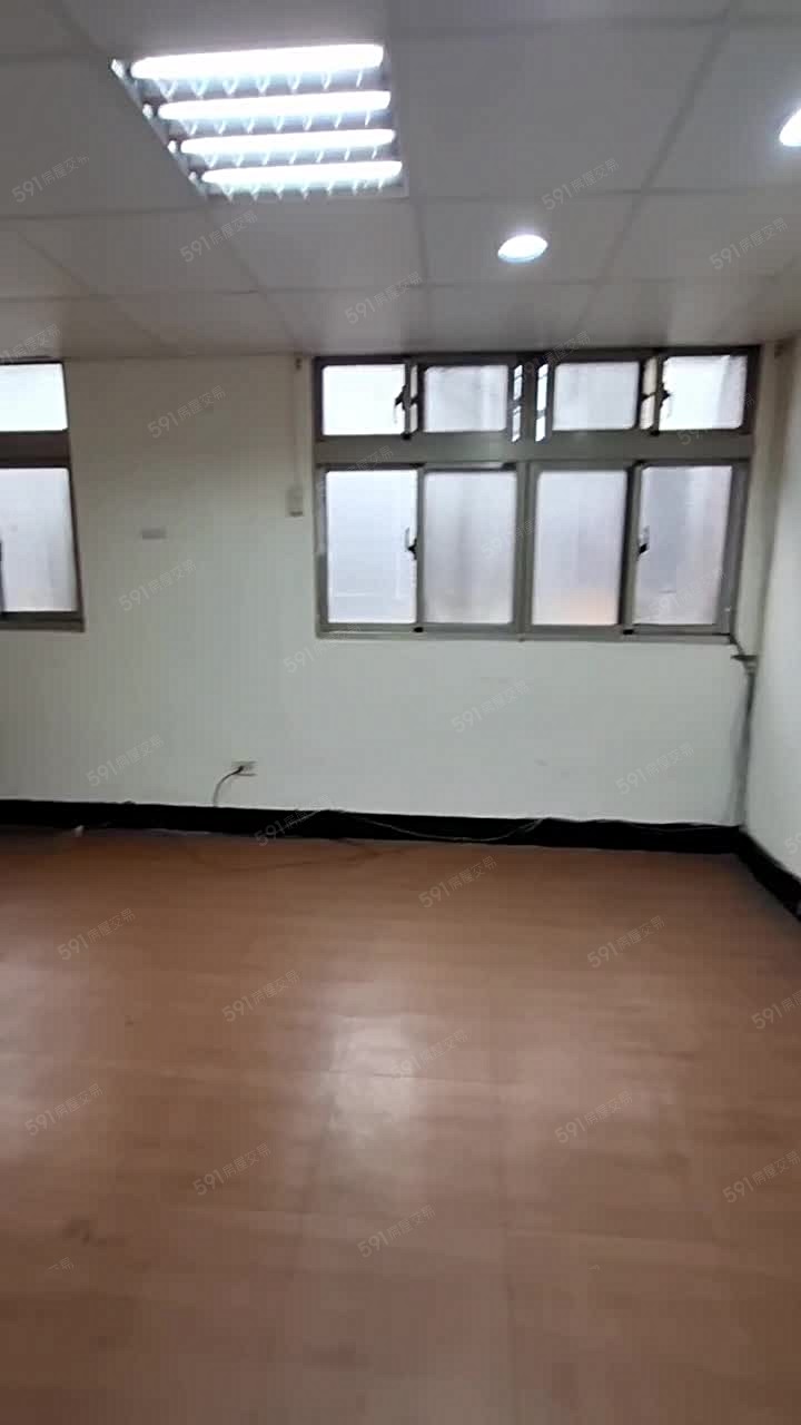南勢角景平路景新街口可多人租補可入籍 - Image 1