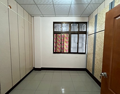 住店首選|整棟透天出租|門前停車 - Image 10