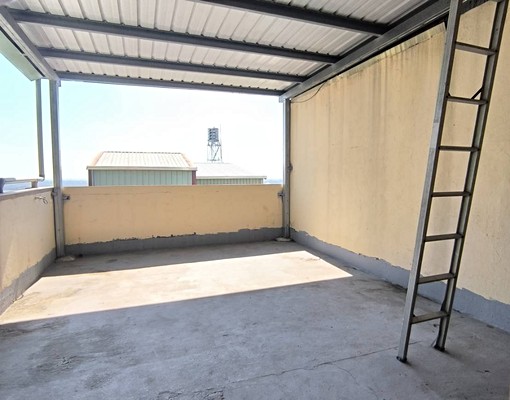 可停4台車,車庫可當倉庫,超低租金室內超大地坪透天~視野超棒 - Image 6