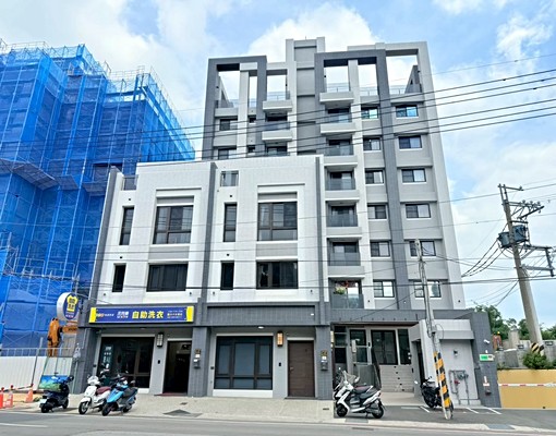 甲后路5.5米店面出租🔥近麗寶🔥四間套房 - Image 1