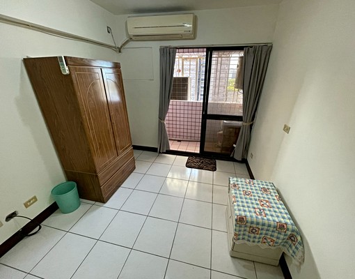 可租補*獨立套房台水台電*莊敬路機能優*免仲 - Image 1