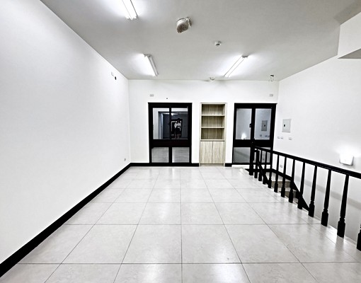 表哥到【楊明國中旁1+1層店住+車位】泳達首郡🌻🌻 - Image 5