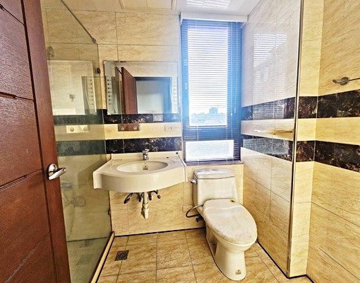 大竹友襌別墅|大坪數電梯別墅|車庫可停雙車|屋況新穎 - Image 11