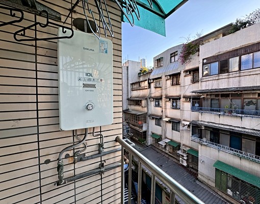 ⭐️士林區社中街🏠採光套房附陽台🔥含網路第四台✅可開伙⭐ - Image 12