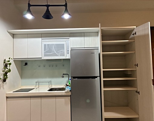 挑高一房一廳7樓含網路TV～獨曬陽台可租補 - Image 4