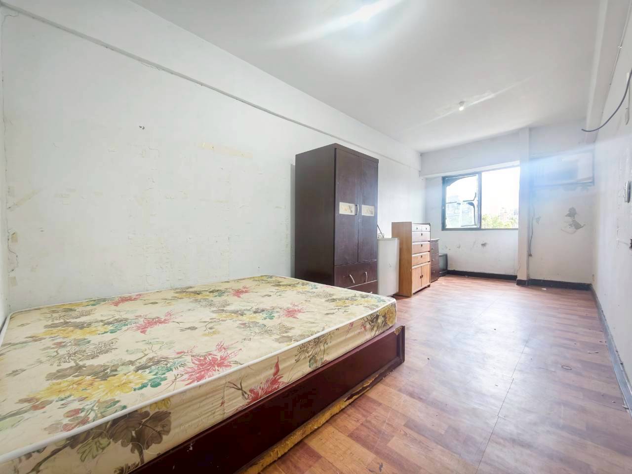 鑽石鑽石💎亮晶晶💎電梯低總價.歡迎出價驚喜價!