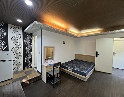 自租~太元街單純套房~僅一層僅兩戶 - Image 13