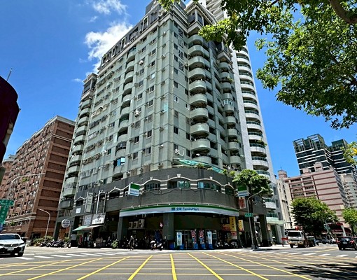 租~R15捷運100公尺~高樓層美三房+B1車位 - Image 3