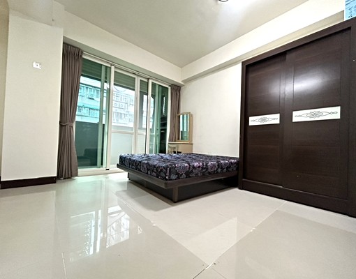 海山捷運華夏套房 - Image 1