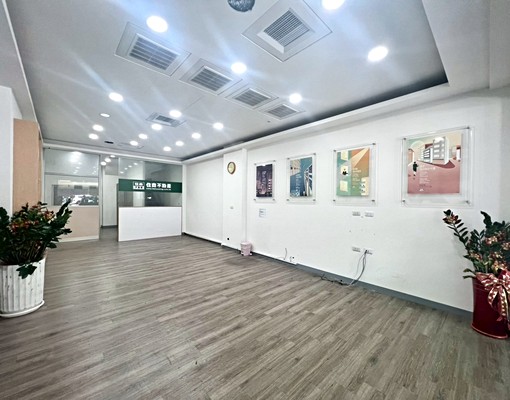 太平洋百貨黃金店面 - Image 2