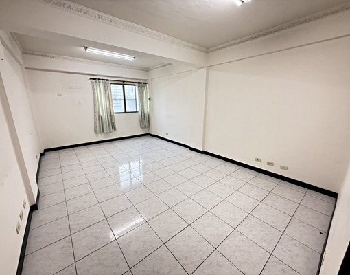 農十六凹子底黃金店面 - Image 9