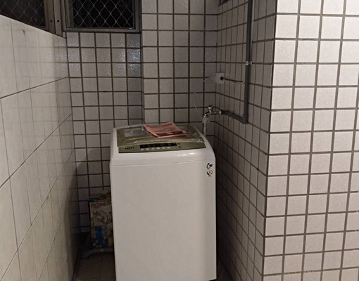 中華路夜市/獨立大陽台/台水台電美套房 - Image 5