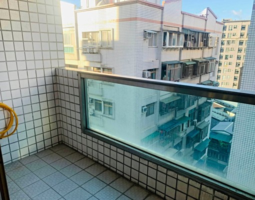 中和區中正路211巷/社區大樓/有管理/採光明亮/全室維修 - Image 4