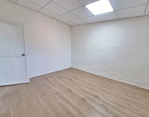 捷運秀朗橋站.台水台電.有陽台.空間寬敞 - 591租屋網 - Image 3