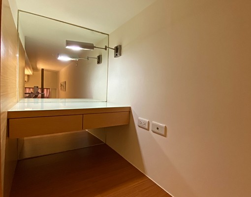 南勢角捷運樓中樓電梯大樓{台水台電天然瓦斯需租補資格} - Image 10