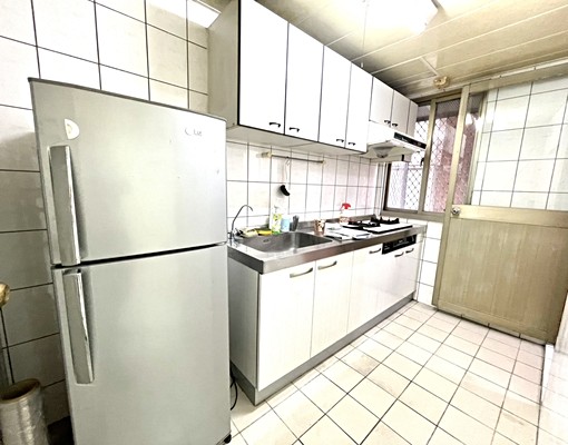 可租補黎明商圈大空間三房車位 - Image 3