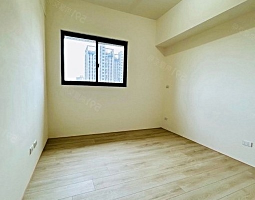 近巨城全新三房+平車出租 - Image 4