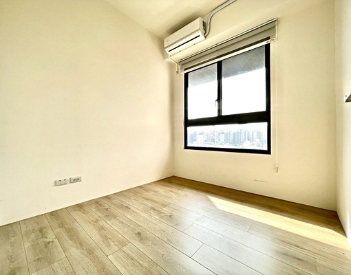 可租屋補助✨兩房雙衛浴✨走路到中友✨全室木地板✨系統廚具 - Image 8