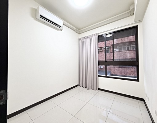 可寵精美電梯兩房~可租補免仲介費 - Image 8