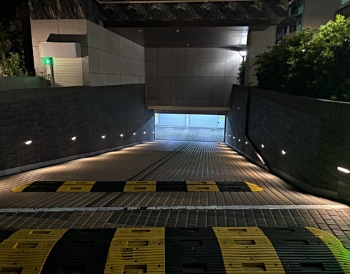 車位|永春捷運站全新豪宅室內平面車位忠孝東路五段 - Image 2
