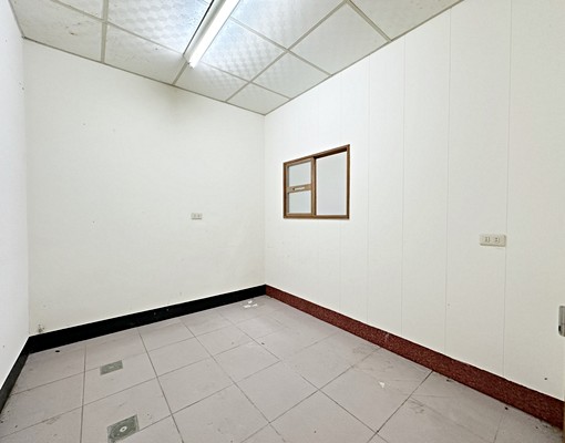 【屋主自租免仲】正鹿東路-黃金透店-出租 - Image 12