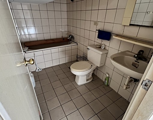 ⚡翊銘⚡出租嶺東路1-3F賺錢金店住 - Image 10