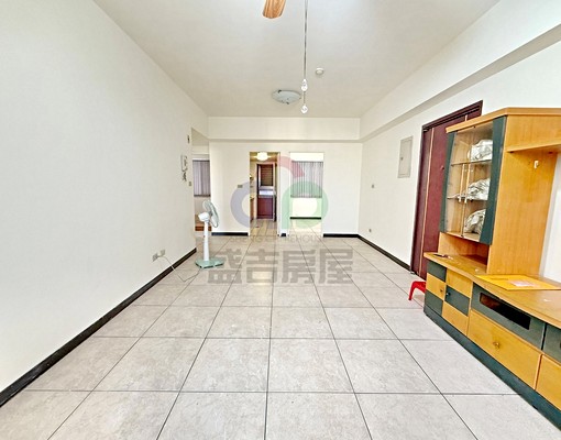 西屯裕元~熊貓福華~寬敞舒適空屋三房+B1車位 - Image 2